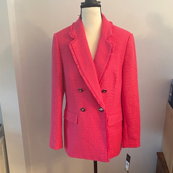 Karl Lagerfeld Jackets & Blazers - Karl Lagerfeld size 2 pink NWT tweed blazer.